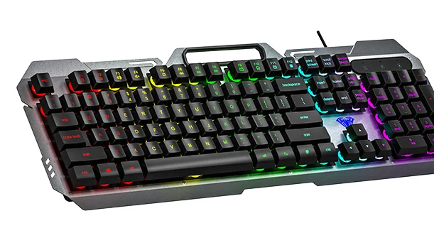 AULA F2023 at three quarters: floating keycaps, the metal frame and the phone slot along the top