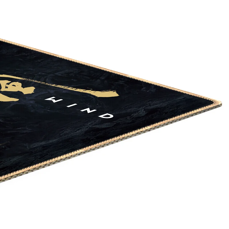Close-up of an AULA MP-W corner: the gold-stitched edge and the 2 mm thick cross-section