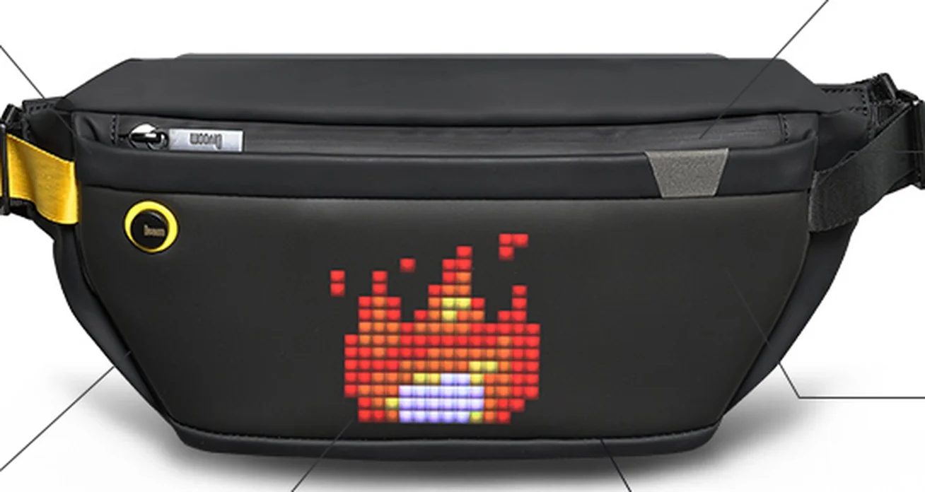 Divoom Pixoo Sling Bag 4, чёрная сумка, вид спереди: пиксельный LED-экран 16×16 с огнём, жёлтая стропа и металлический логотип