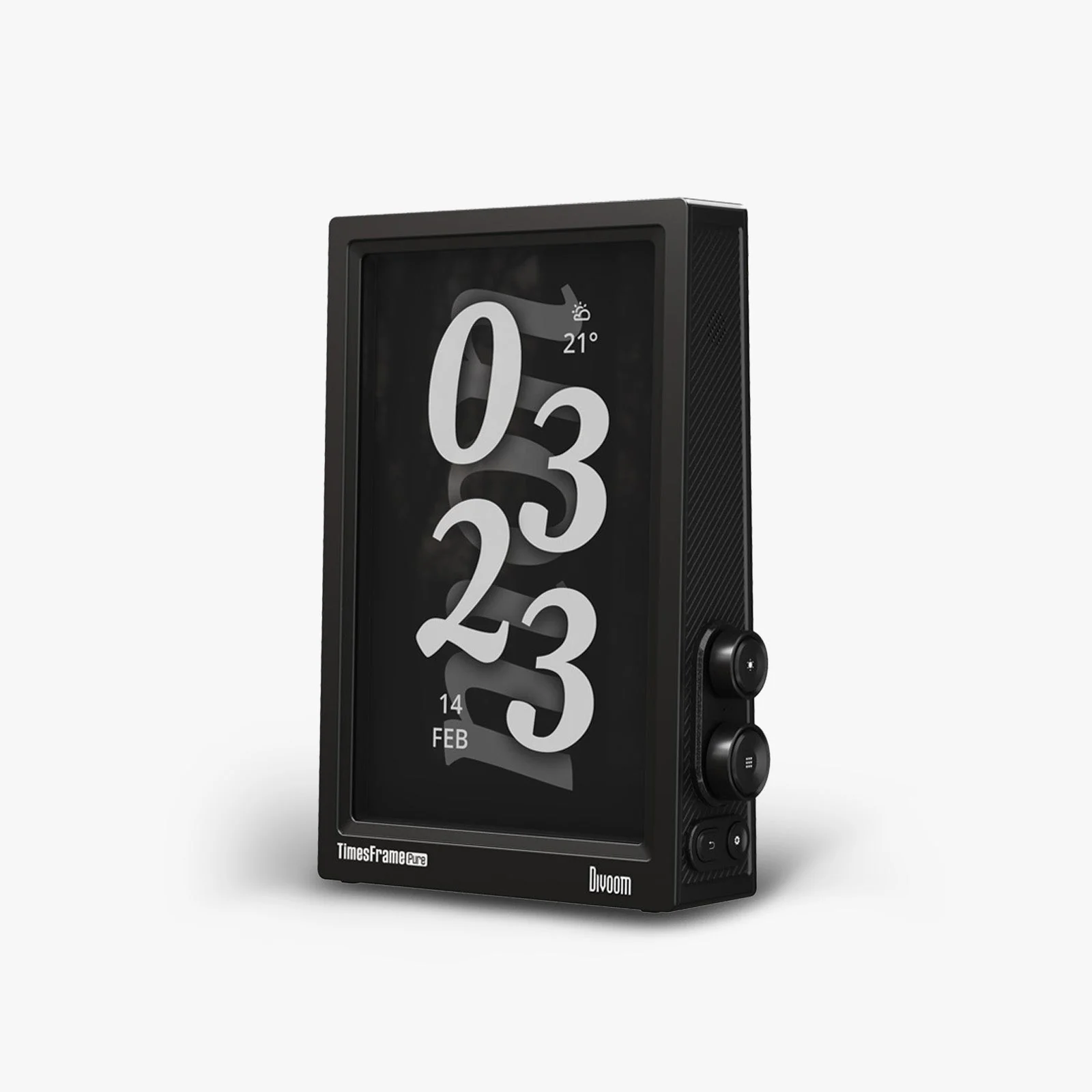 Divoom Times Frame Pure в чёрном корпусе в три четверти, на экране крупные цифры времени