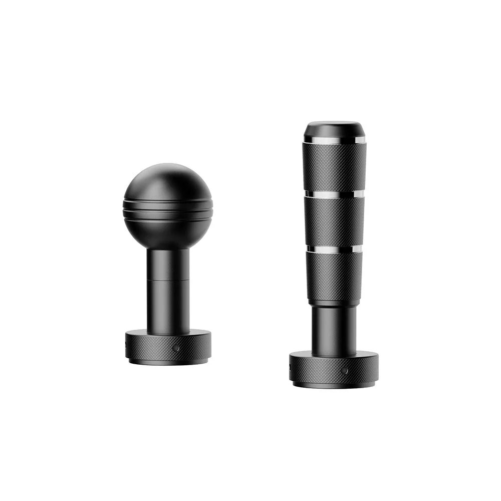 Две ручки MOZA Active Shifter Knob рядом: сферическая и длинная цилиндрическая с накаткой