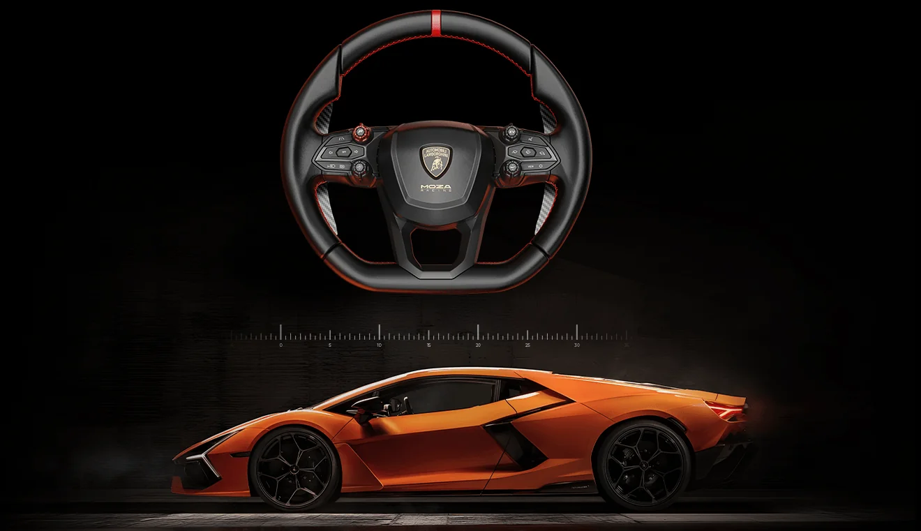 Руль MOZA Revuelto над оранжевым суперкаром Lamborghini Revuelto