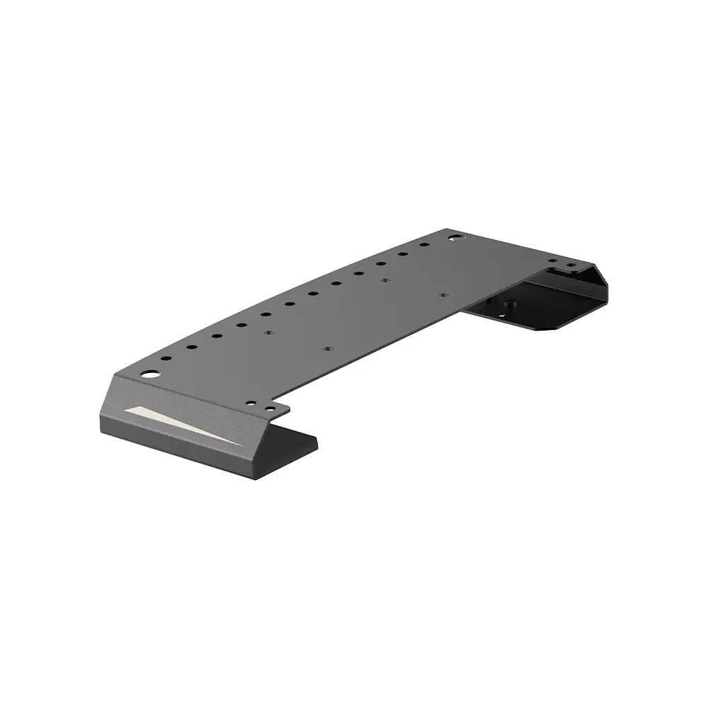 Плита MOZA mBooster Base Extension Plate сверху-сбоку: изгиб моста и крепёжные отверстия по краям