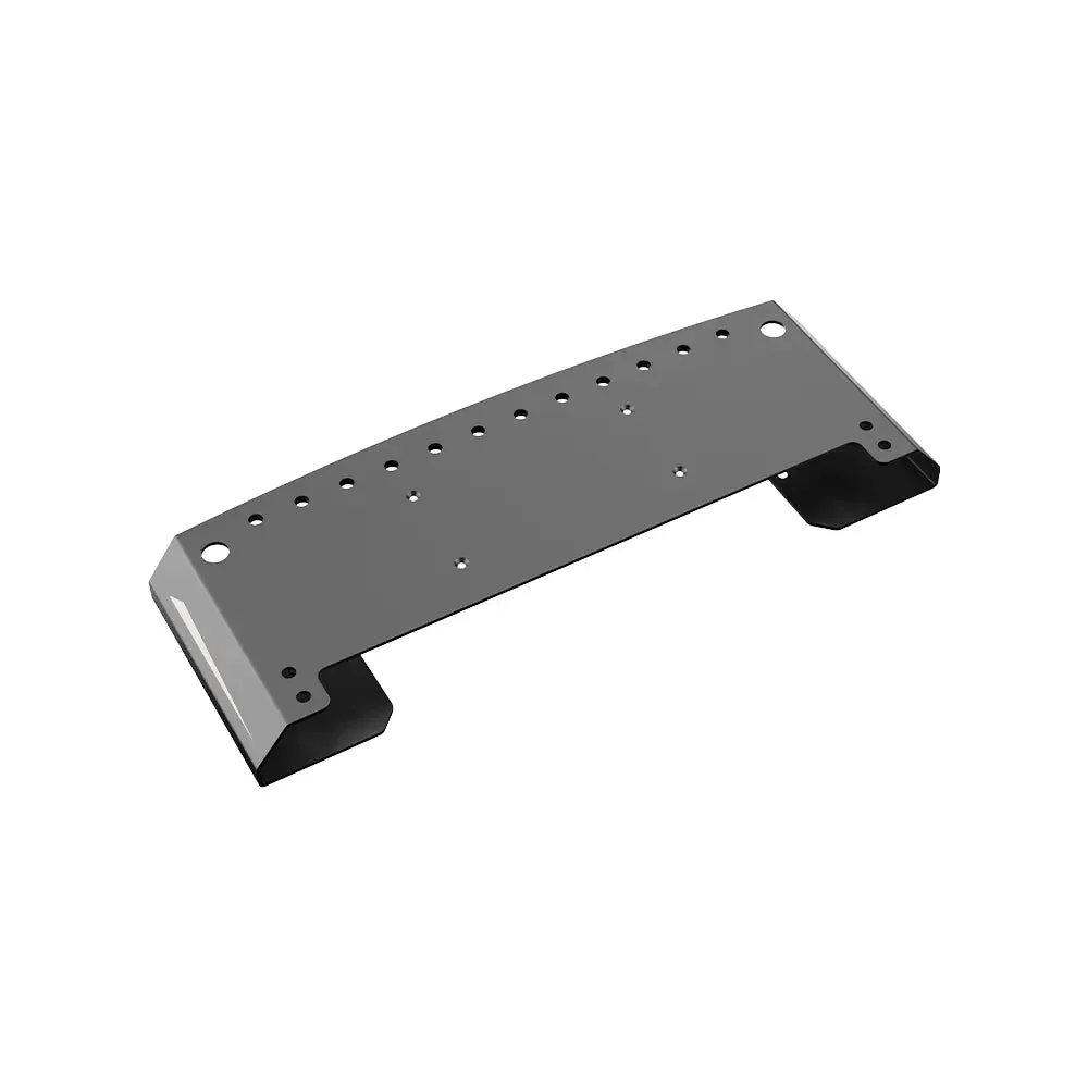 MOZA mBooster Base Extension Plate под углом сверху: ряд крепёжных отверстий вдоль моста